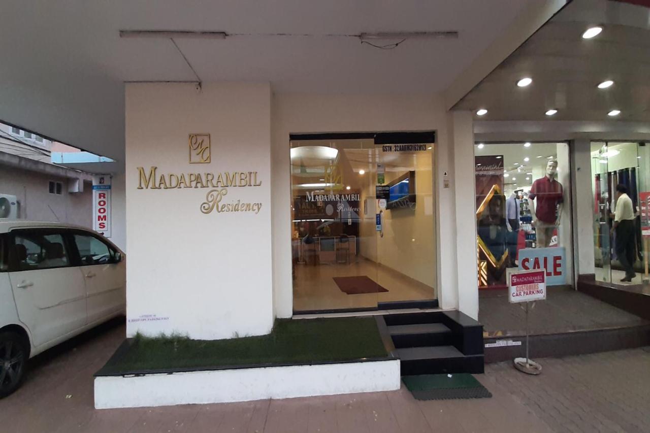 Madaparambil Residency Alwaye Ngoại thất bức ảnh