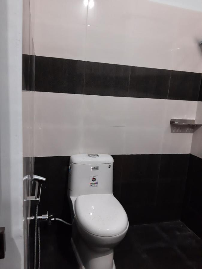 Madaparambil Residency Alwaye Ngoại thất bức ảnh